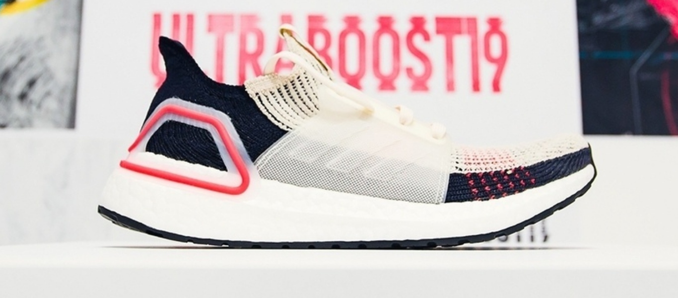 Kuvassa adidas Ultra Boost 19